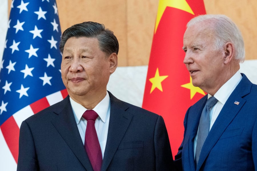 «Χοντραίνει» το παιχνίδι: Οι ΗΠΑ κατηγορούν ανοιχτά την Κίνα για εμπλοκή στον πόλεμο της Ουκρανίας